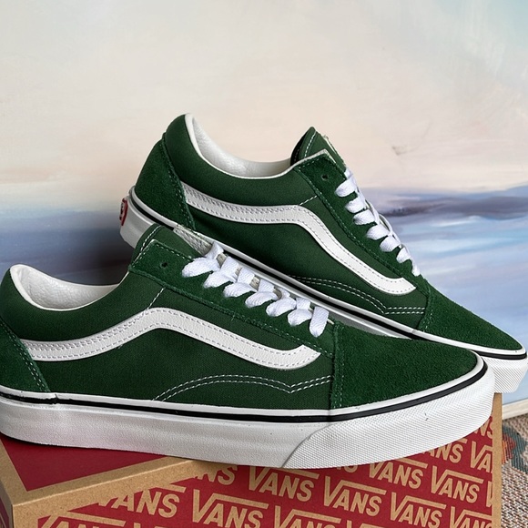 Vans WMNS Old Skool
Color Theory Greener Past
VN0005UF6QU
Sneakers - Picture 9 of 16